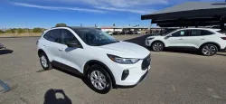 2025 Ford Escape | Thumbnail Photo 3 of 40