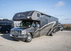 2025 Winnebago Spirit 31H | Thumbnail Photo 7 of 20