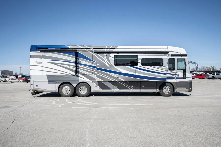 2022 American Coach American Dream 39RK | Photo 1 of 8