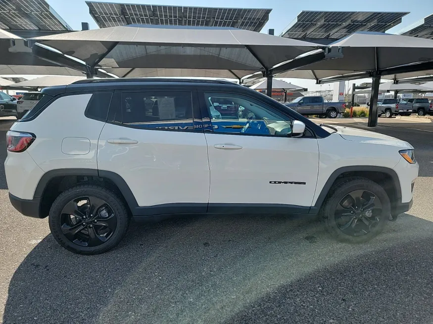 2018 Jeep Compass Altitude | Photo 7 of 17