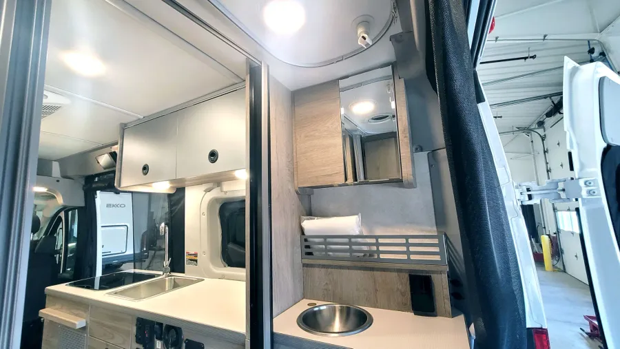 2024 Winnebago Solis Pocket 36B | Photo 7 of 17