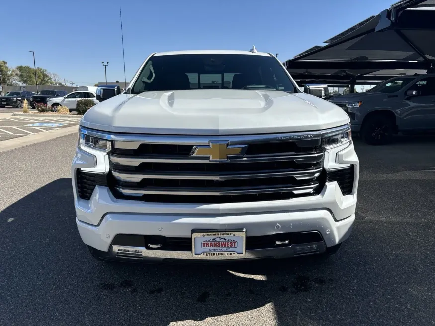 2025 Chevrolet Silverado 1500 High Country | Photo 7 of 21