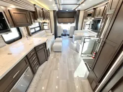 2022 Newmar Super Star 4059 | Thumbnail Photo 4 of 29