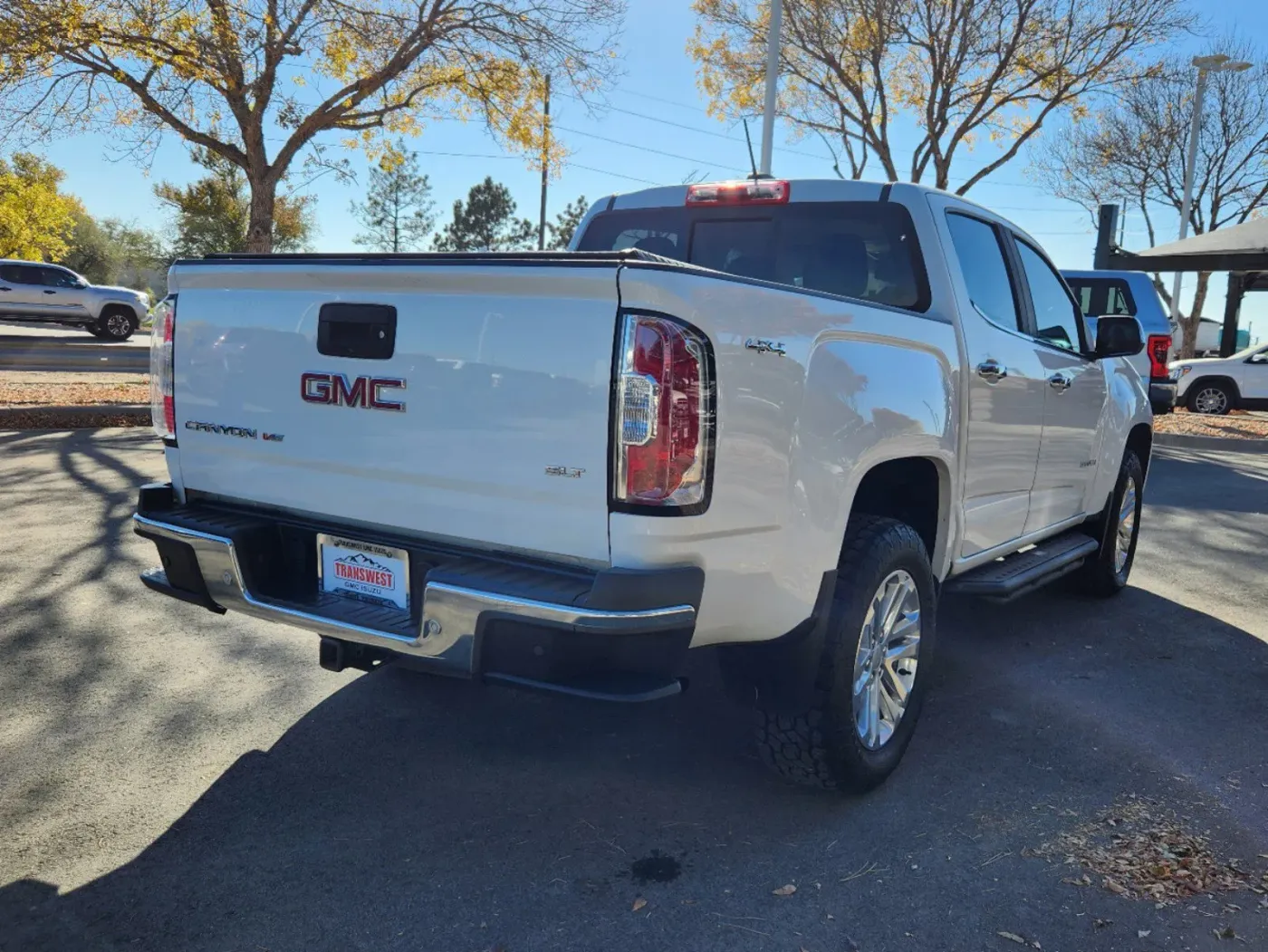 2019 GMC Canyon 4WD SLT | Photo 2 of 30