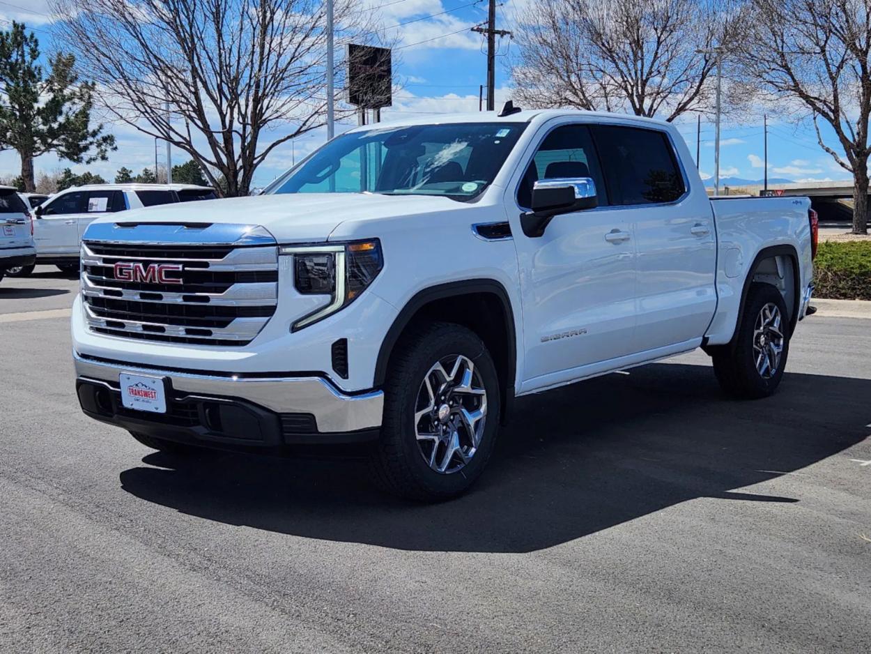 2024 GMC Sierra 1500 SLE | Photo 3 of 28