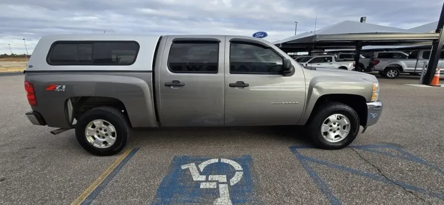 2012 Chevrolet Silverado 1500 | Photo 6 of 29