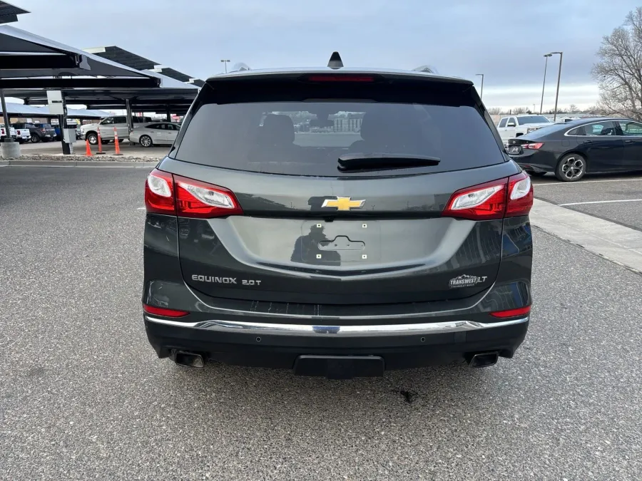 2020 Chevrolet Equinox LT | Photo 3 of 21