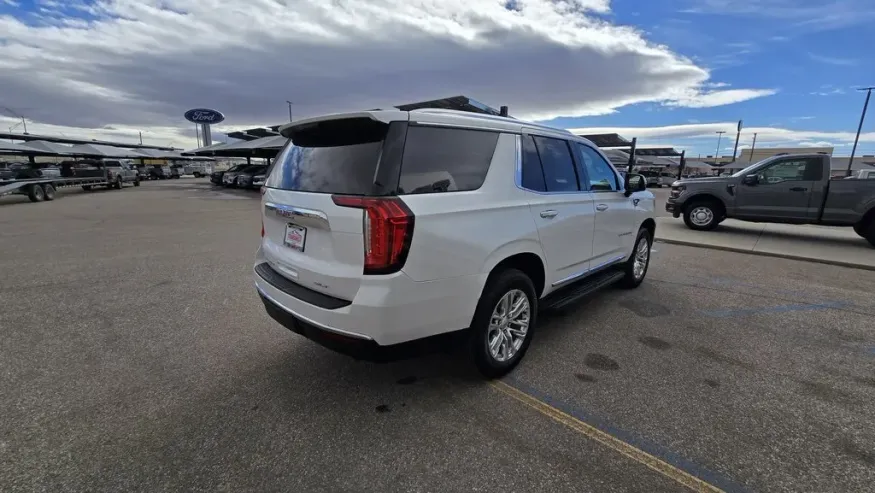 2021 GMC Yukon | Photo 5 of 36