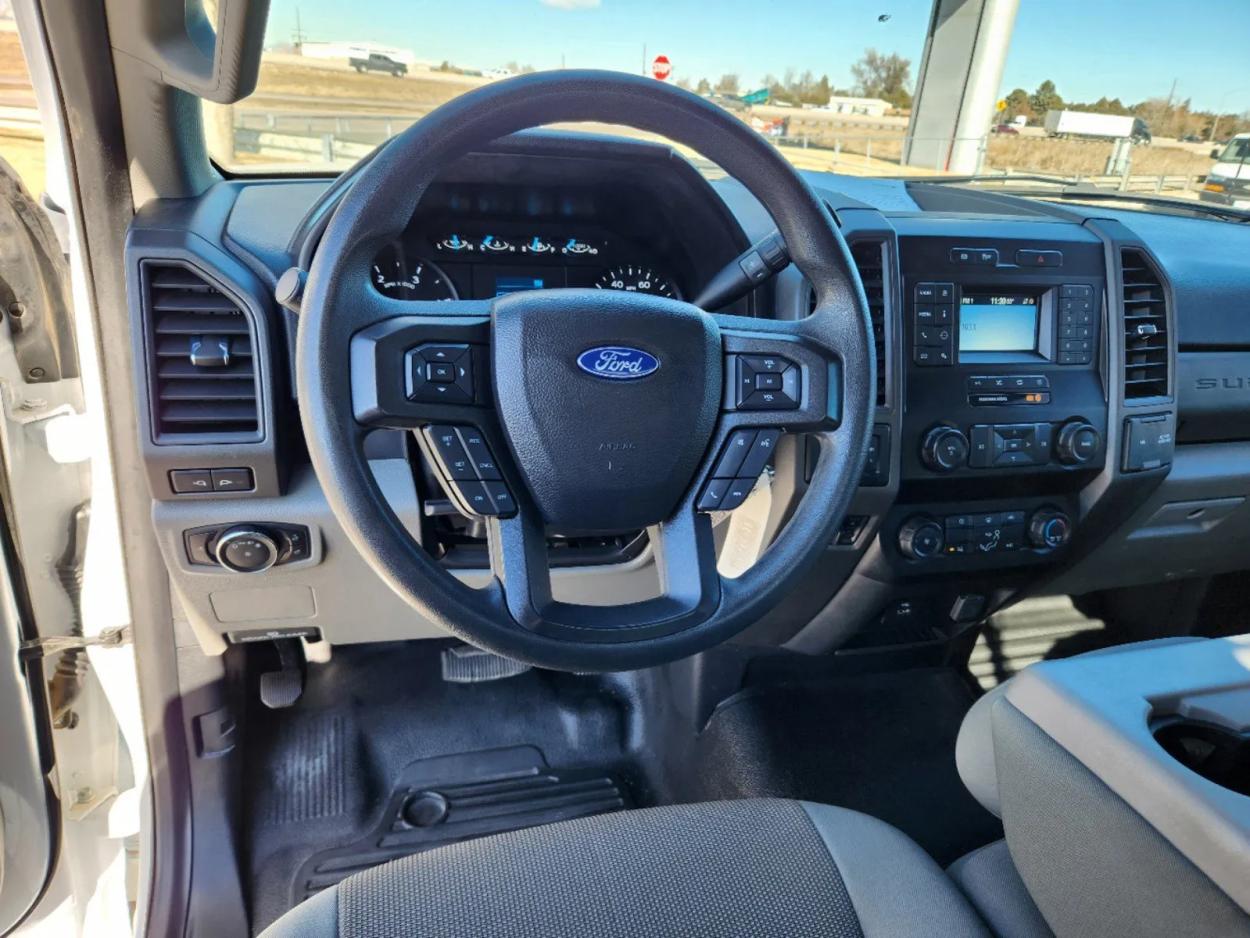 2021 Ford Super Duty F-600 DRW XL | Photo 6 of 28