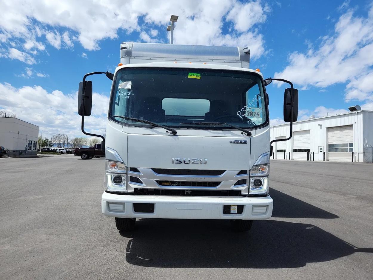 2024 Isuzu NPR-HD GAS 16' BOX VAN 