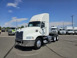 2016 Mack CXU | Thumbnail Photo 1 of 19