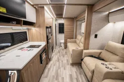 2025 Tiffin Wayfarer 25 XRW | Thumbnail Photo 3 of 16