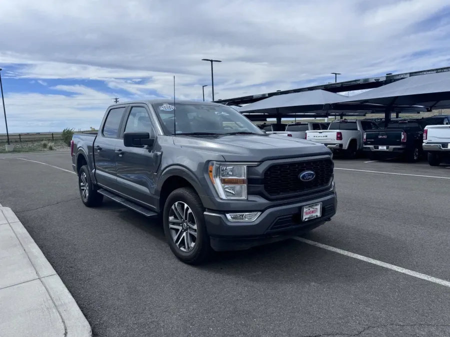 2022 Ford F-150 | Photo 3 of 17