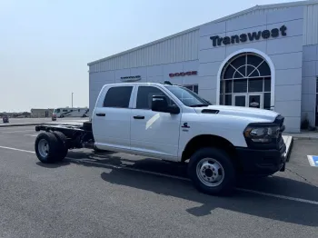 2024 RAM 3500 Chassis Cab Tradesman