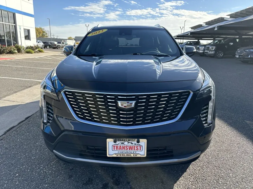 2023 Cadillac XT4 AWD Premium Luxury | Photo 7 of 21