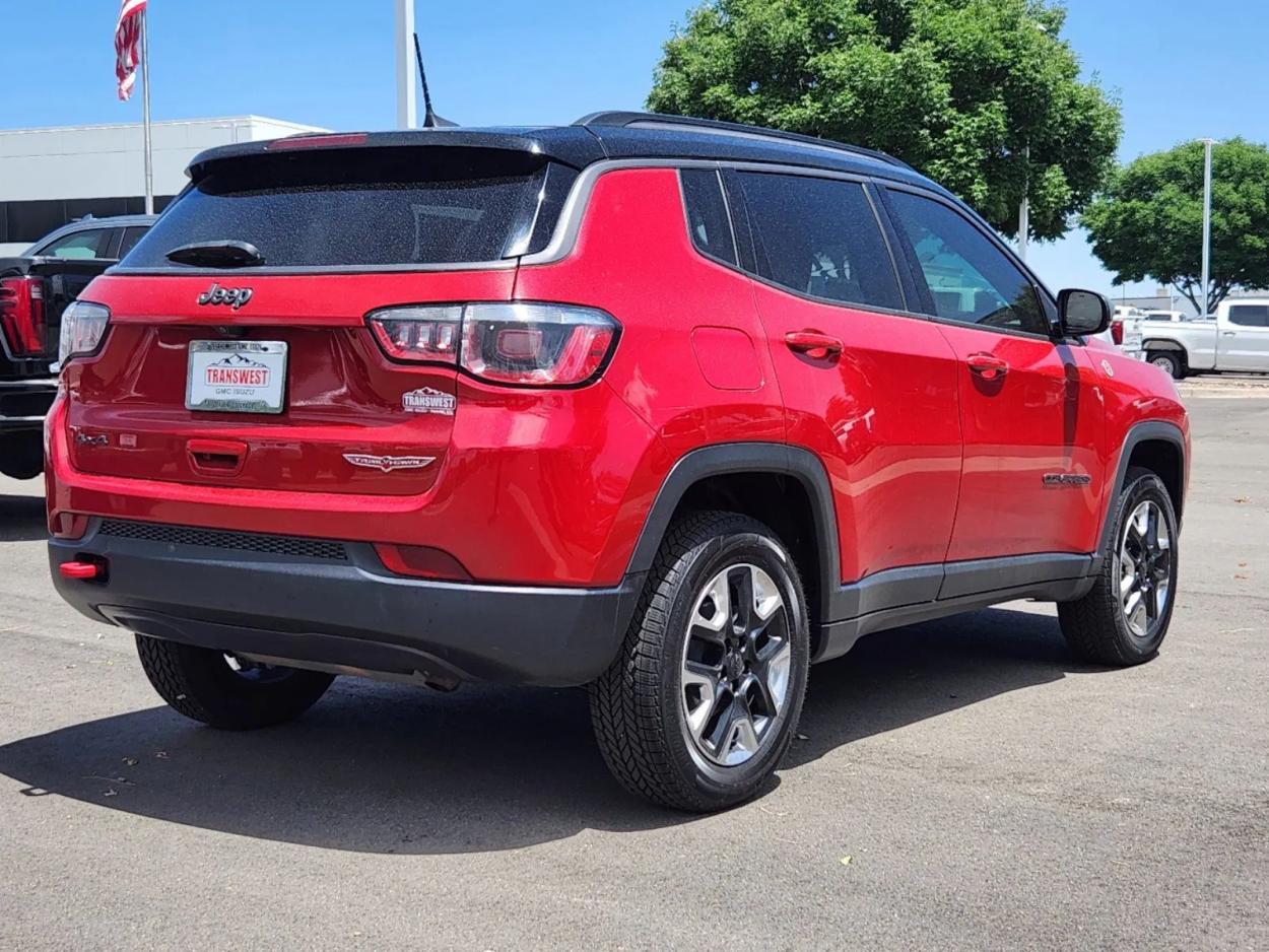 2018 Jeep Compass Trailhawk | Photo 2 of 31