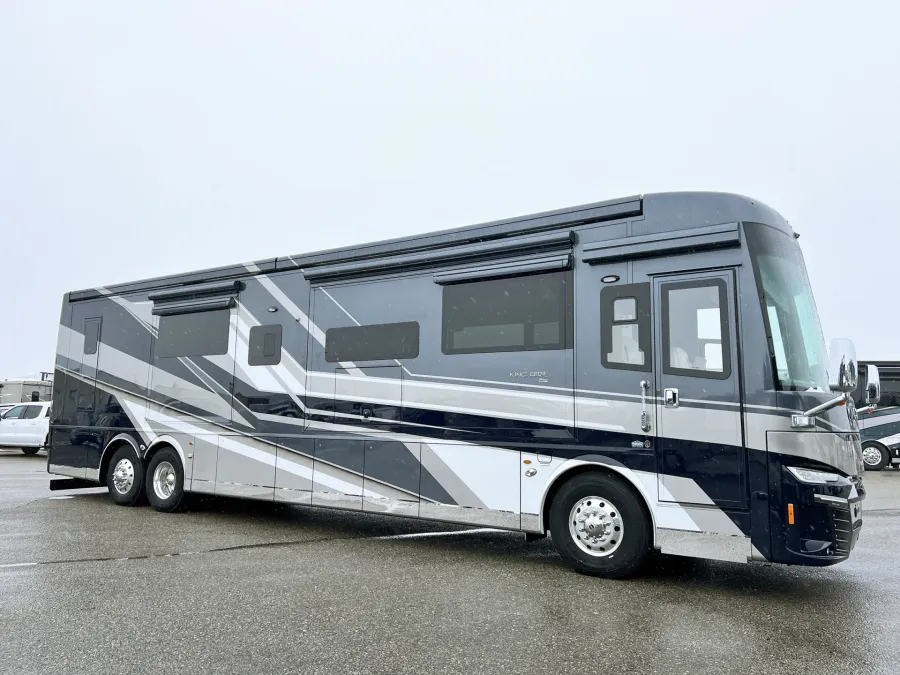 2024 Newmar King Aire 4531 | Photo 1 of 34