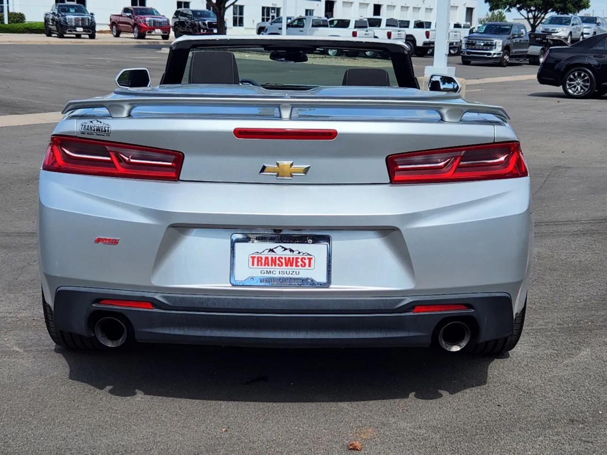 2017 Chevrolet Camaro 1LT | Photo 12 of 27