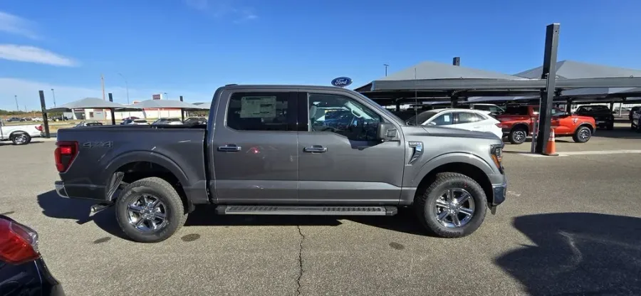 2024 Ford F-150 | Photo 11 of 38