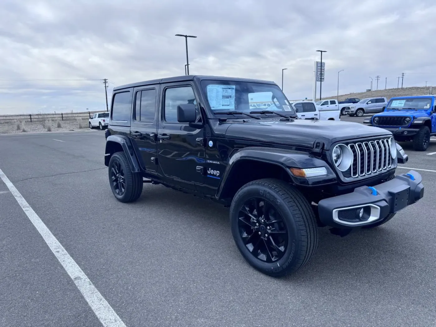 2024 Jeep Wrangler 4xe Sahara | Photo 3 of 16