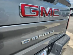 2024 GMC Sierra 3500HD Denali | Thumbnail Photo 12 of 26