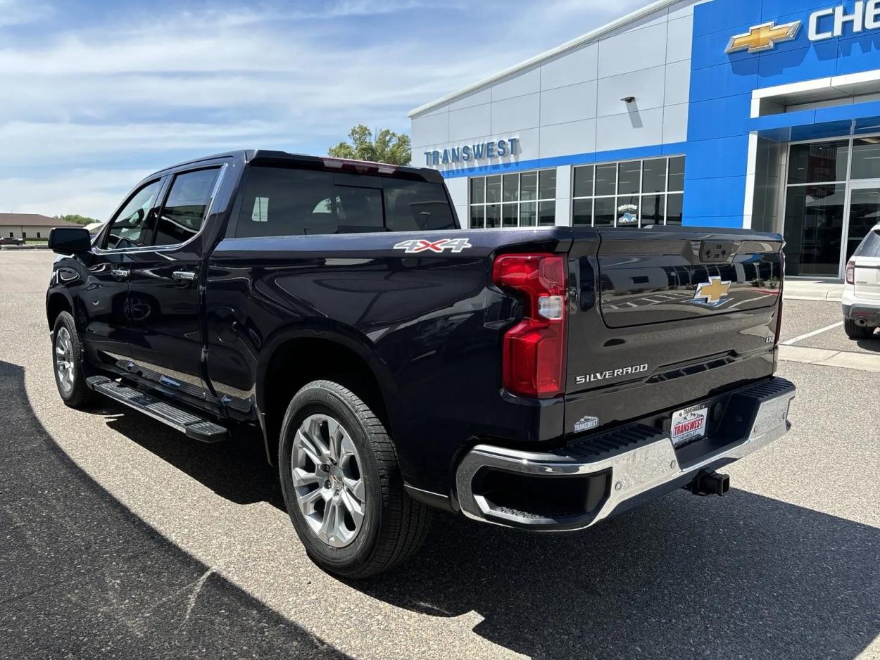 2024 Chevrolet Silverado 1500 LTZ | Photo 2 of 24