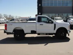 2024 Ford F-350 | Thumbnail Photo 6 of 17