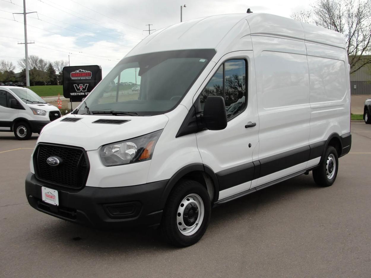 2022 Ford Transit 