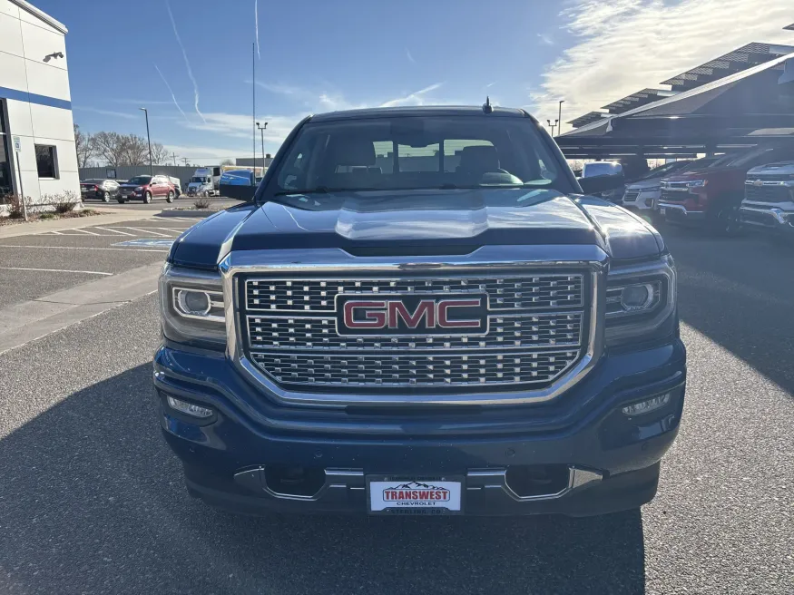 2017 GMC Sierra 1500 Denali | Photo 7 of 21