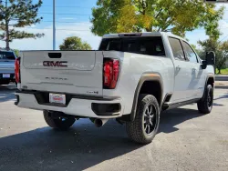 2022 GMC Sierra 2500HD AT4 | Thumbnail Photo 2 of 31