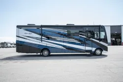 2024 Newmar Bay Star Sport 3225 | Thumbnail Photo 3 of 18