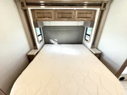 2020 Jayco Seneca 37K | Thumbnail Photo 16 of 30