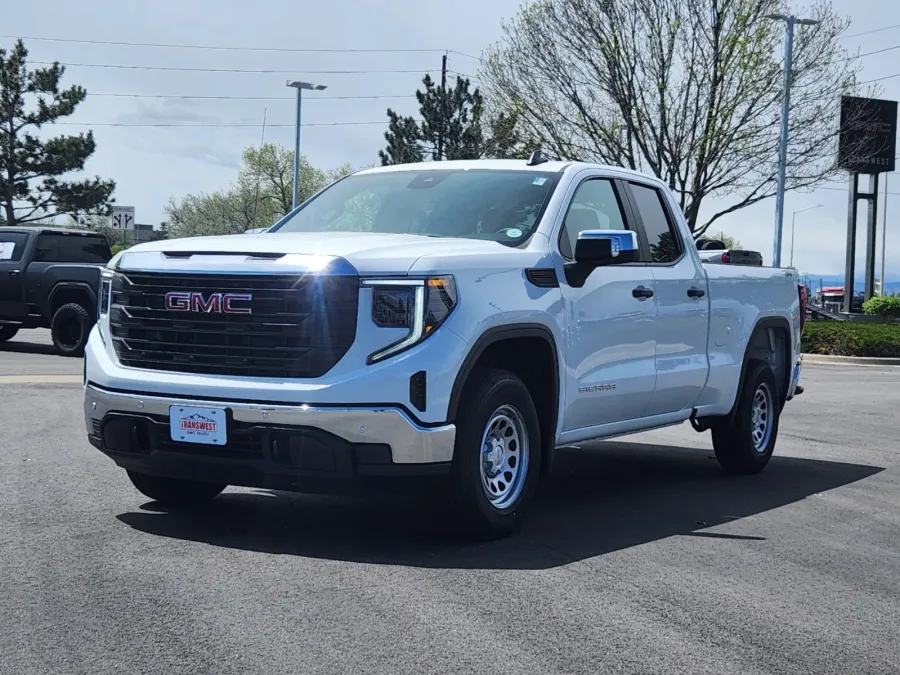 2024 GMC Sierra 1500 Pro | Photo 3 of 25