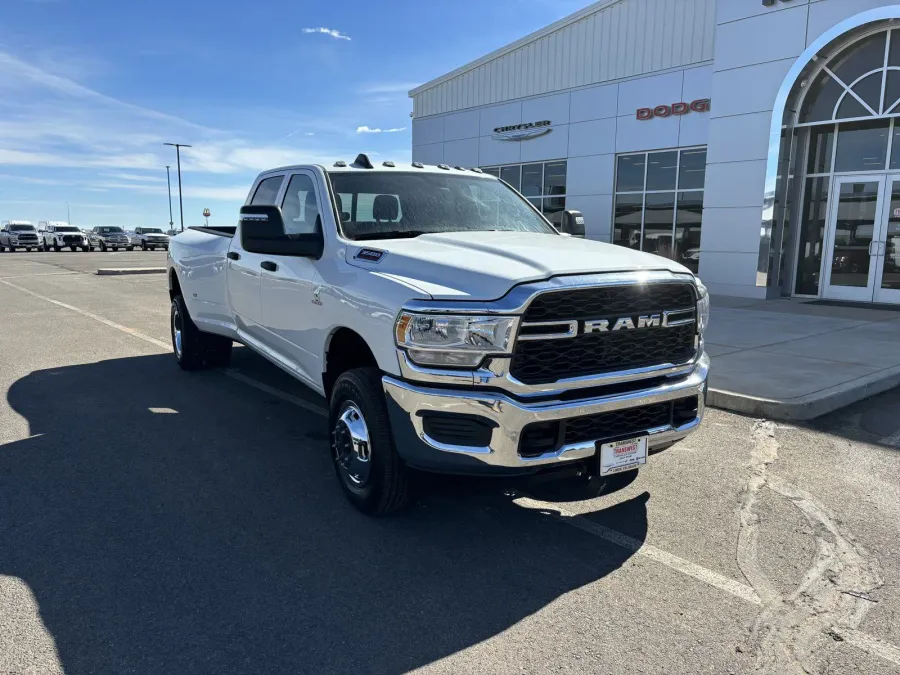 2024 RAM 3500 Tradesman | Photo 1 of 18