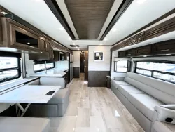 2023 Newmar Ventana 3412 | Thumbnail Photo 5 of 36