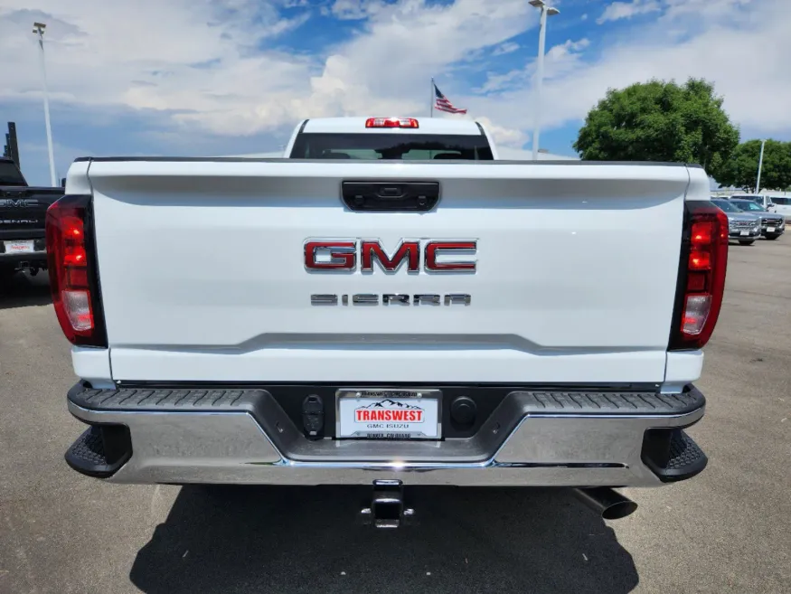 2024 GMC Sierra 2500HD Pro | Photo 11 of 25