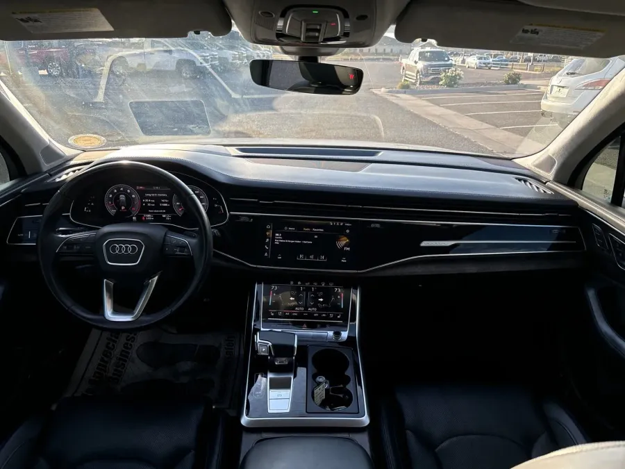 2020 Audi Q7 Prestige | Photo 13 of 26