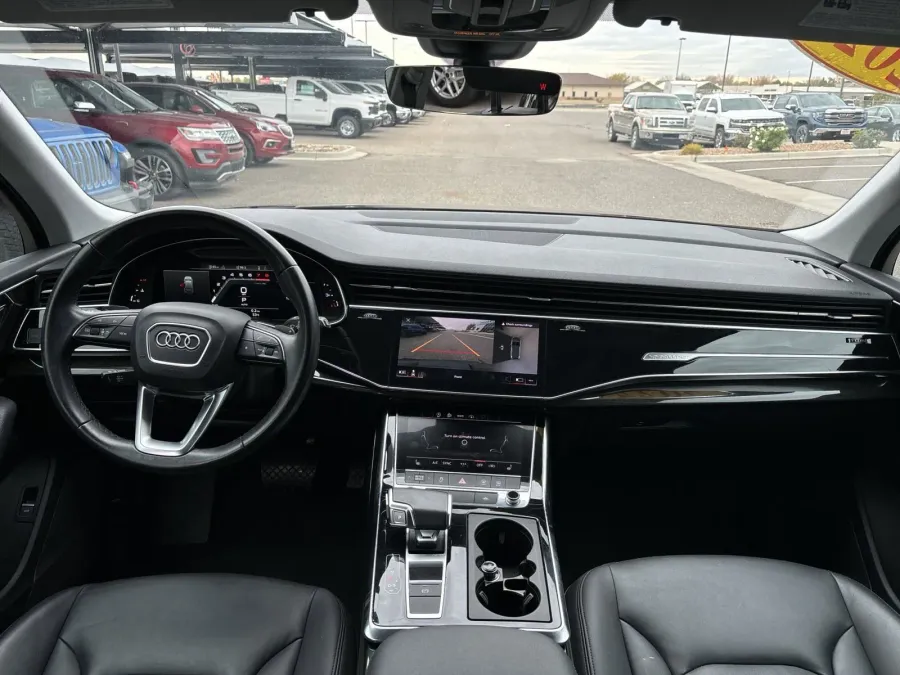 2022 Audi Q7 Premium | Photo 12 of 22