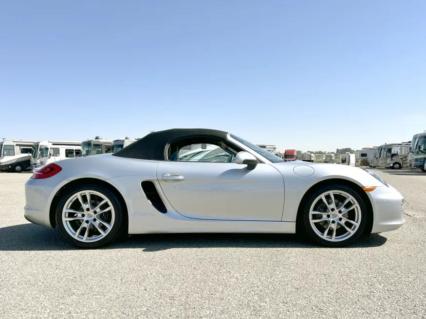 2014 Porsche Boxster | Photo 9 of 13