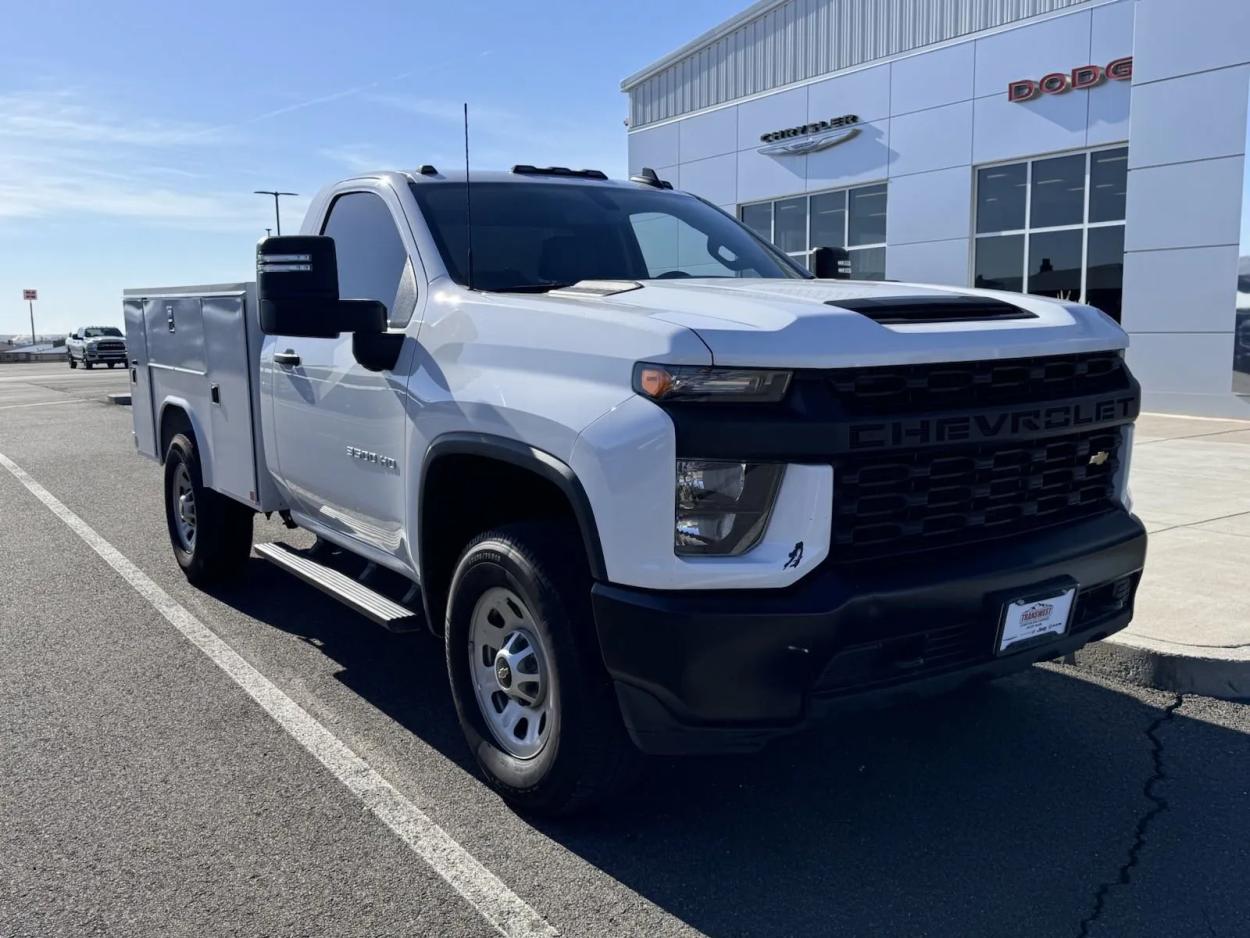 2022 Chevrolet Silverado 3500HD Work Truck | Photo 4 of 15