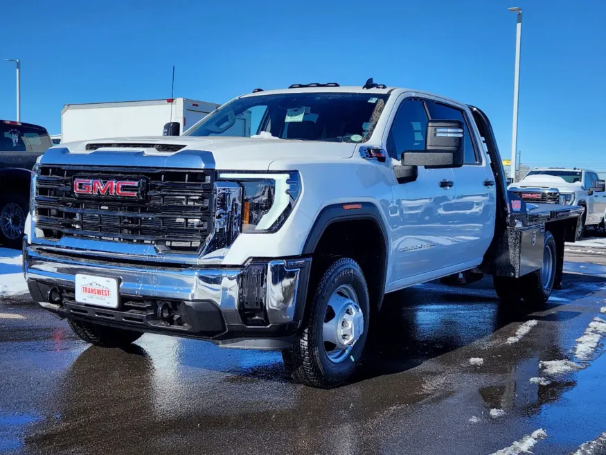 2025 GMC Sierra 3500HD CC Pro | Photo 3 of 28