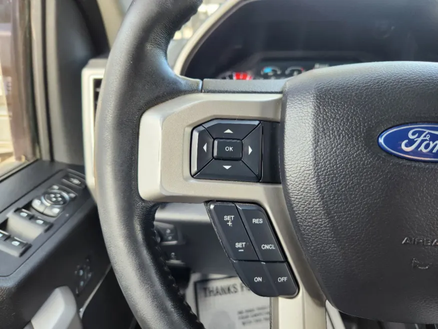 2019 Ford Super Duty F-250 SRW | Photo 23 of 29