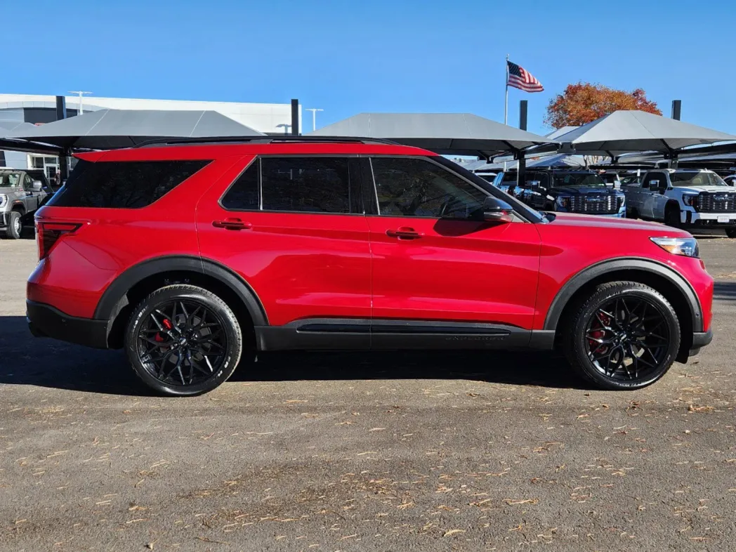 2021 Ford Explorer ST 