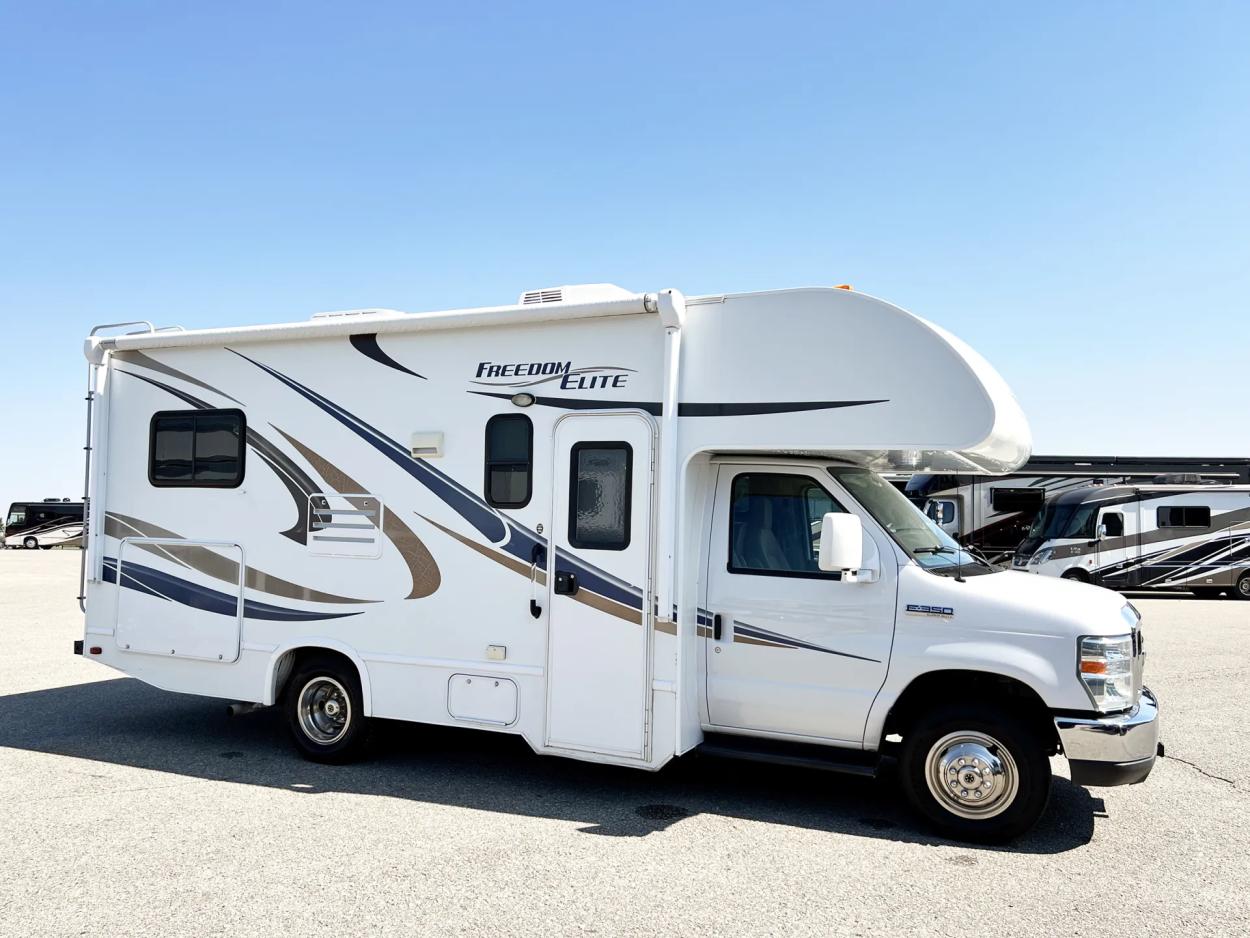 2015 Thor Freedom Elite 22E 