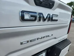 2024 GMC Sierra 2500HD Denali Ultimate | Thumbnail Photo 12 of 27