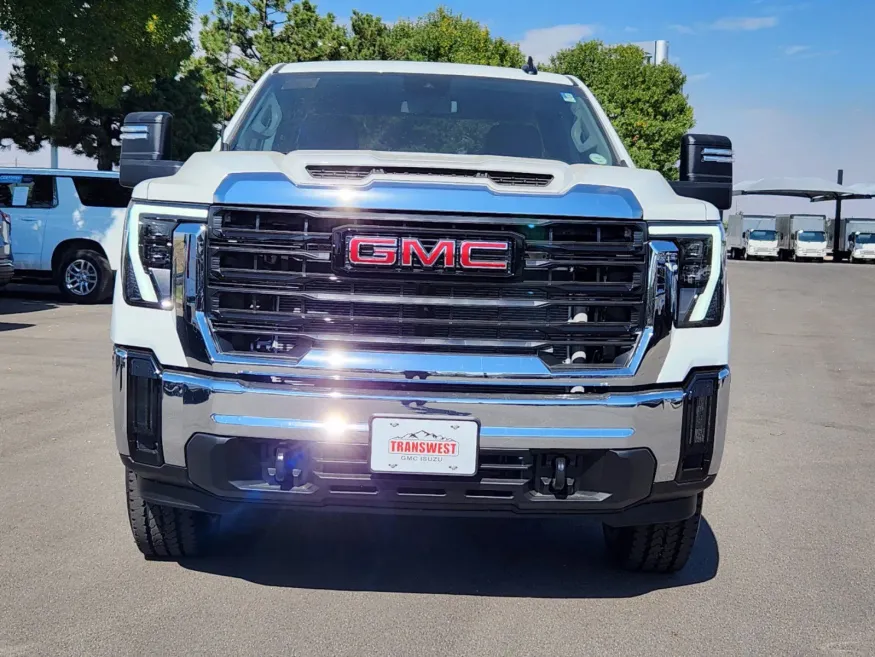 2025 GMC Sierra 2500HD Pro | Photo 4 of 28