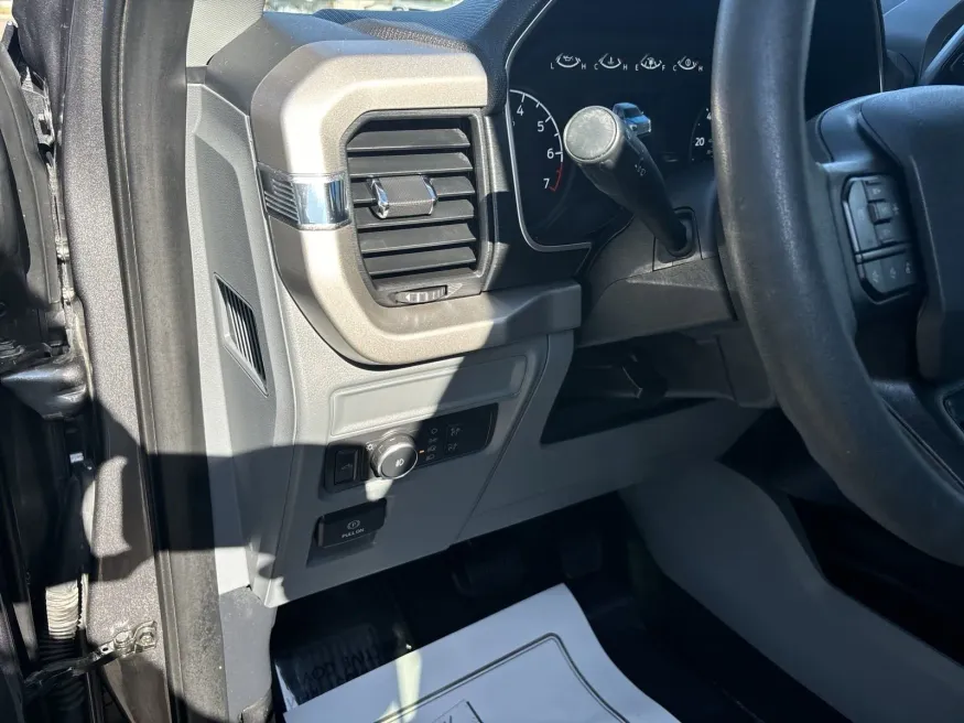 2021 Ford F-150 XLT | Photo 13 of 20