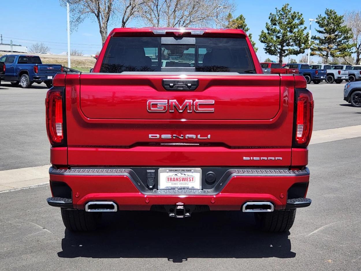 2024 GMC Sierra 1500 Denali | Photo 11 of 26