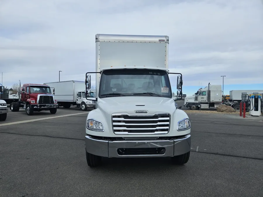 2025 Freightliner M2 106 | Photo 2 of 17