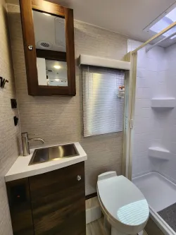 2024 Winnebago Navion 24D | Thumbnail Photo 15 of 22